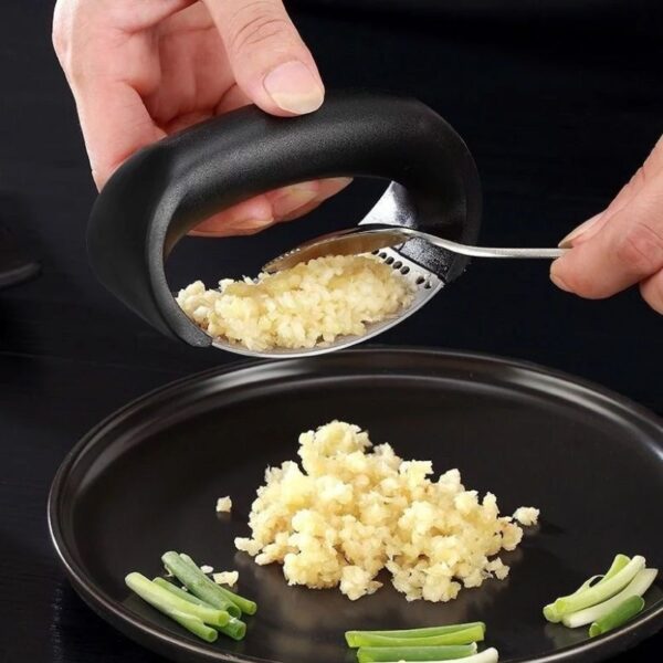 Stainless Steel Garlic Masher Garlic Press Household Manual Curve Fruit Vegetable Tools Kitchen Gadgets - Image 7