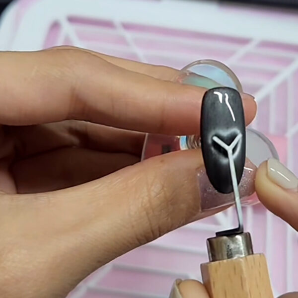 Manicure Magnet Clip Cat's Eye - Image 4